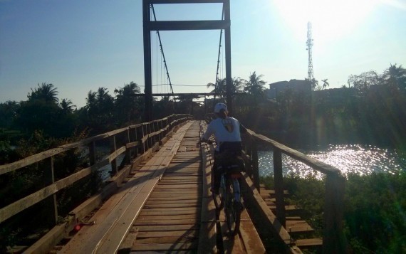 The Tutin crossing a bridge